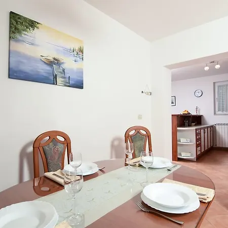 Marijana Apartament *